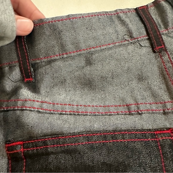 contrast stitch reflective shorts - Picture 3 of 4